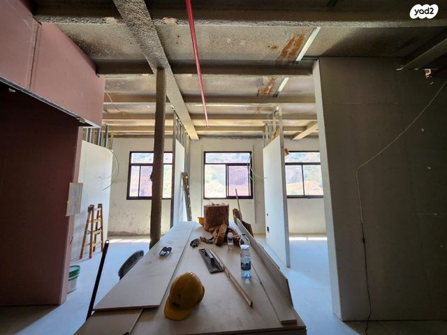 משרדים, מקלף, צומת הקריות, חוף שמן, חיפה