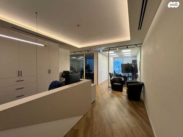 משרדים, תובל 40, בורסה, רמת גן