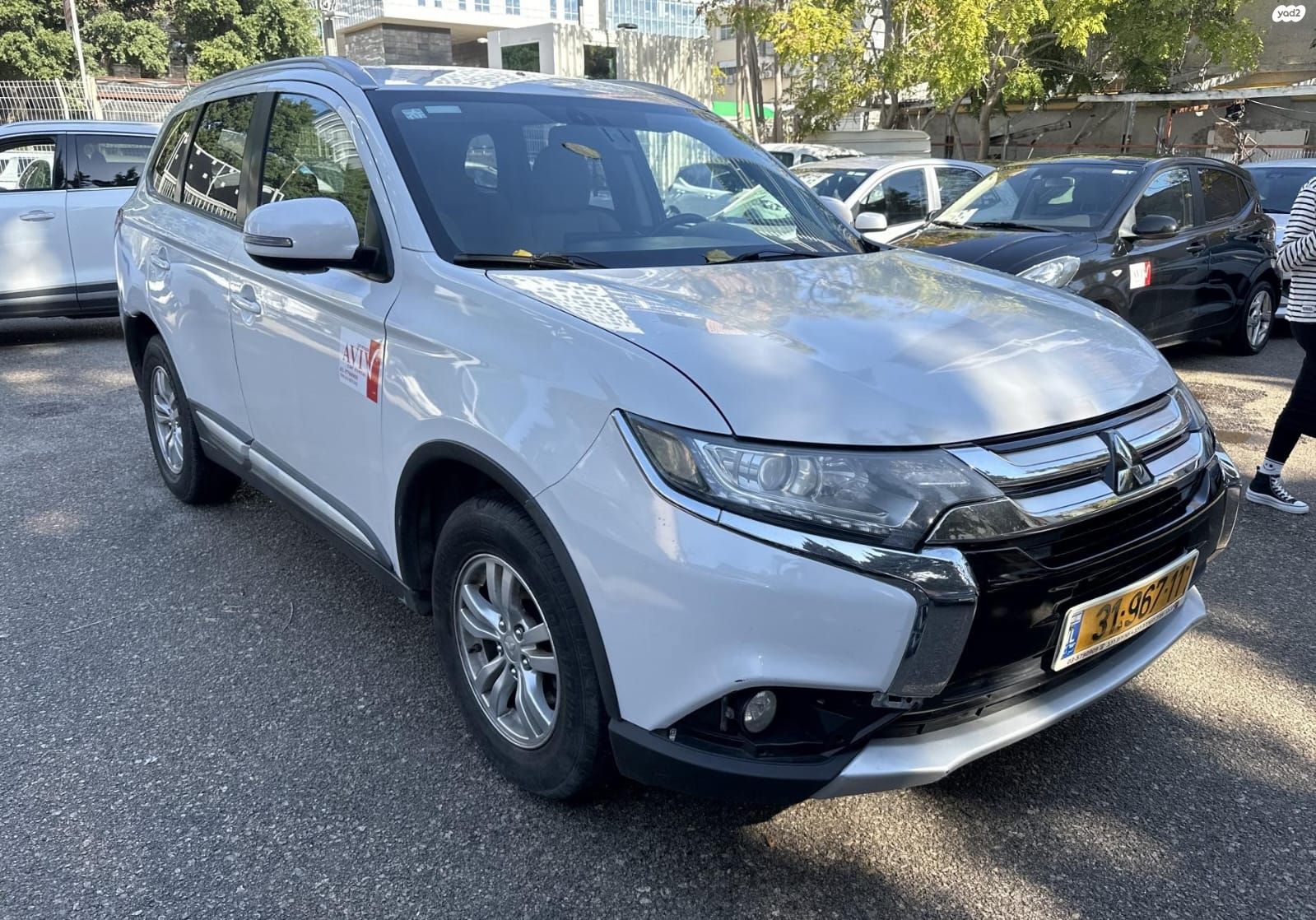 מודעת רכב מיצובישי אאוטלנדר
