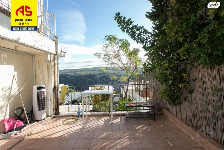 דו משפחתי, אסתר רבין, הוד הכרמל, דניה, חיפה