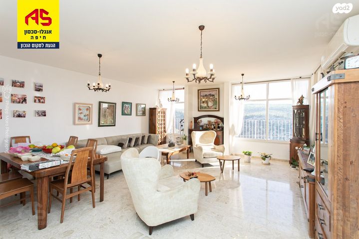 דו משפחתי, אסתר רבין, הוד הכרמל, דניה, חיפה