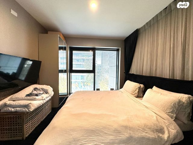 דירה, ניסים אלוני, צמרות איילון, פארק צמרת, תל אביב יפו