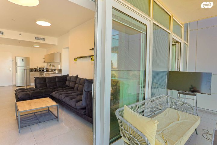 דירה, דרך מנחם בגין 144, מונטיפיורי, הרכבת, תל אביב יפו