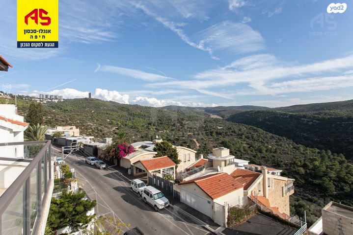 דו משפחתי, אסתר רבין, הוד הכרמל, דניה, חיפה