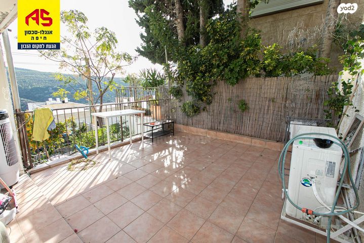 דו משפחתי, אסתר רבין, הוד הכרמל, דניה, חיפה