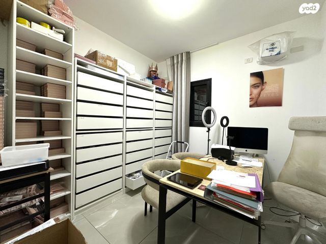 דירה, ניסים אלוני, צמרות איילון, פארק צמרת, תל אביב יפו