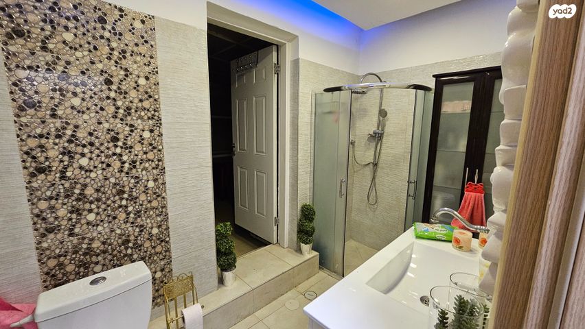 גג/ פנטהאוז, הרב חיים פינטו, קרית מלאכי