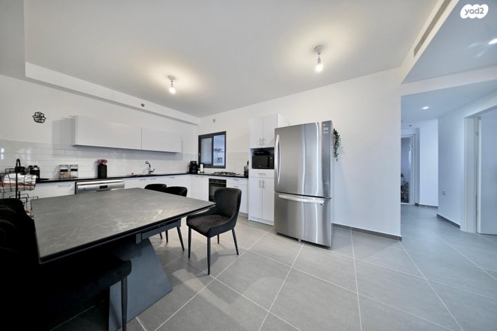 דירה, הלוחמות, נרקיסים, ראשון לציון