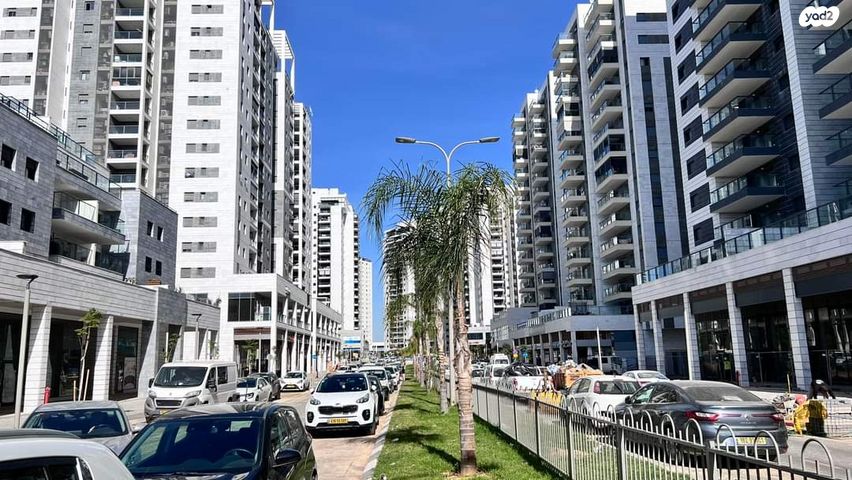 חנויות/ שטח מסחרי, משה לוי, נאות שמיר, רמלה