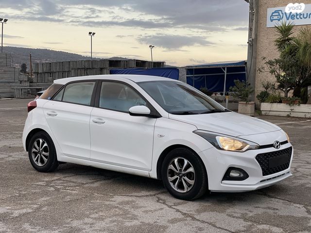 מודעת רכב יונדאי i20
