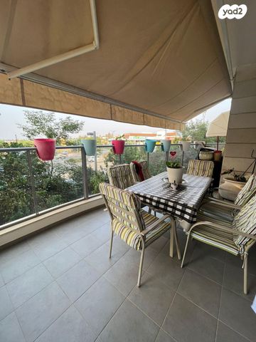 דירה, שדרות יצחק רבין, רמת אמיר, קדימה צורן