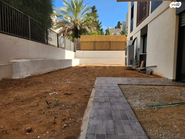 דירת גן, דבורה הנביאה, גני צהלה, רמות צהלה, תל אביב יפו