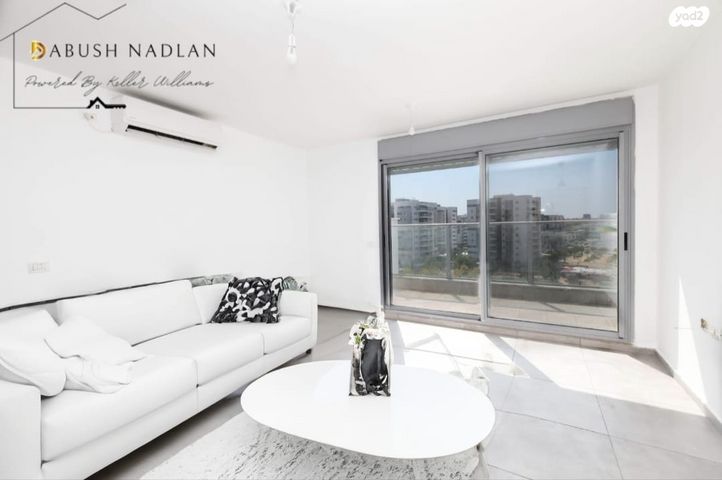 גג/ פנטהאוז, כפר יונה