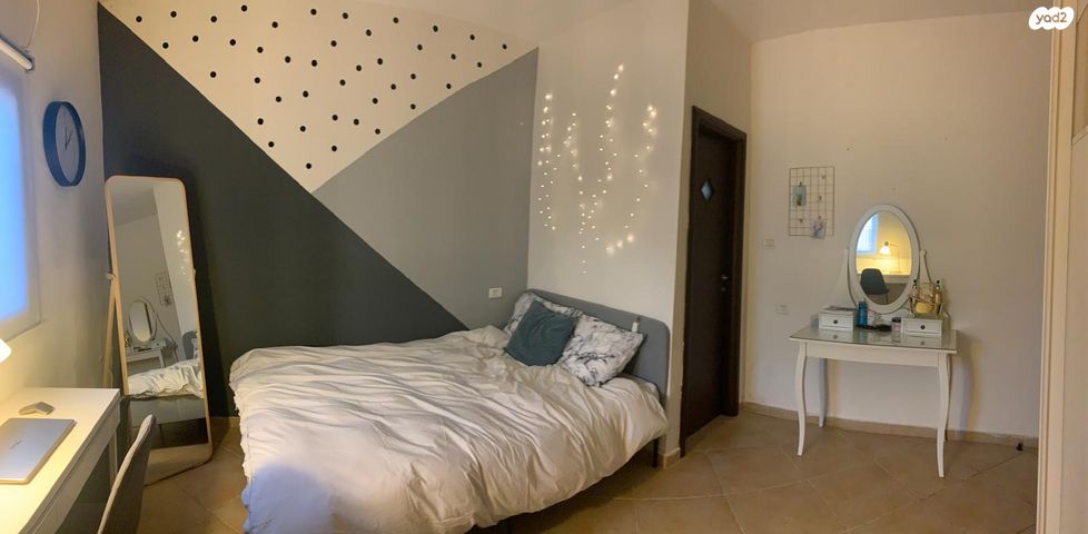 דו משפחתי, מ"ג, שאר העיר, קדימה צורן