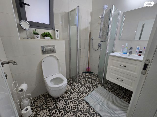 דירת גן, ערד