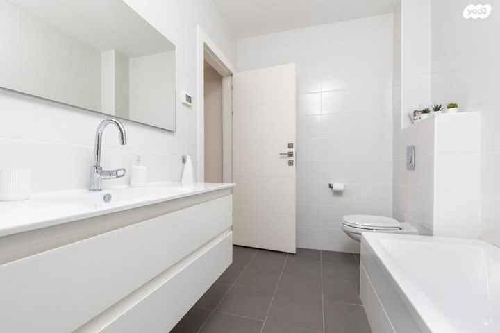 דירה, רמת שרת, ירושלים