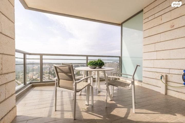 דירה, רמת שרת, ירושלים