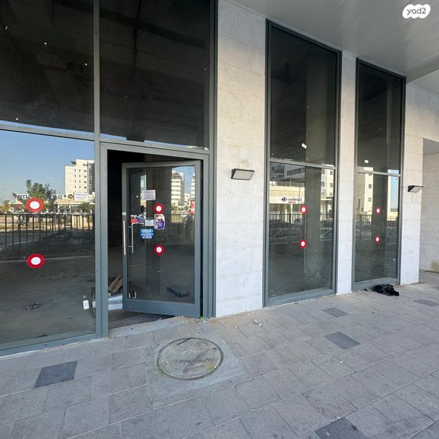 חנויות/ שטח מסחרי, שדרות לכיש 3, קרית גת