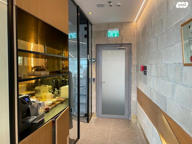 משרדים, תובל, בורסה, רמת גן