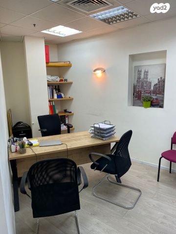 משרדים, מונטיפיורי, הרכבת, תל אביב יפו