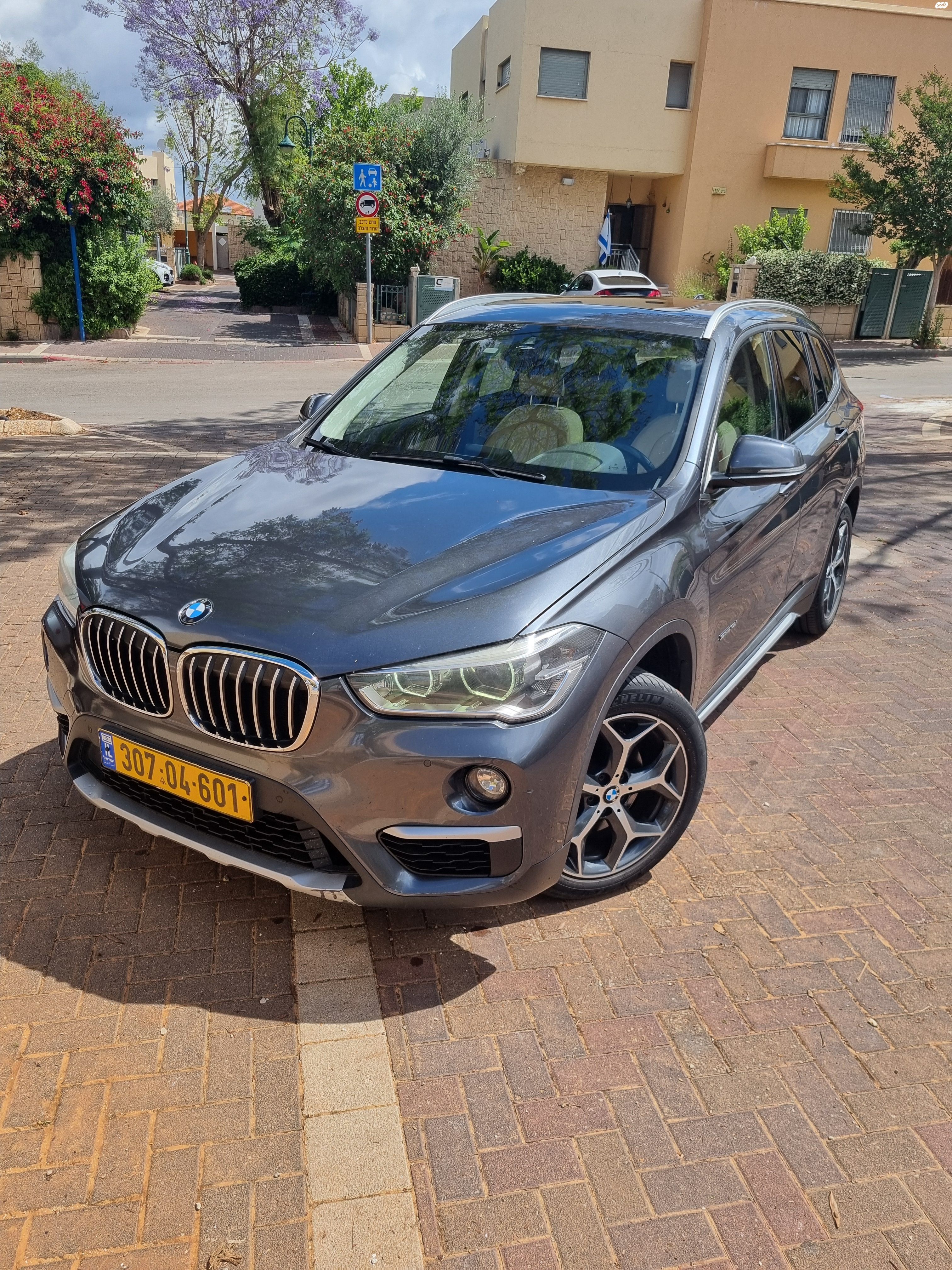 מודעת רכב ב מ וו X1