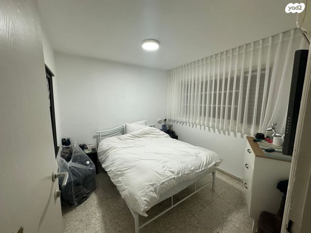 דירת גן, צה"ל, אופקים