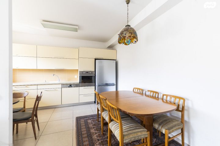 דירה, חזקיהו המלך, קטמון הישנה, ירושלים