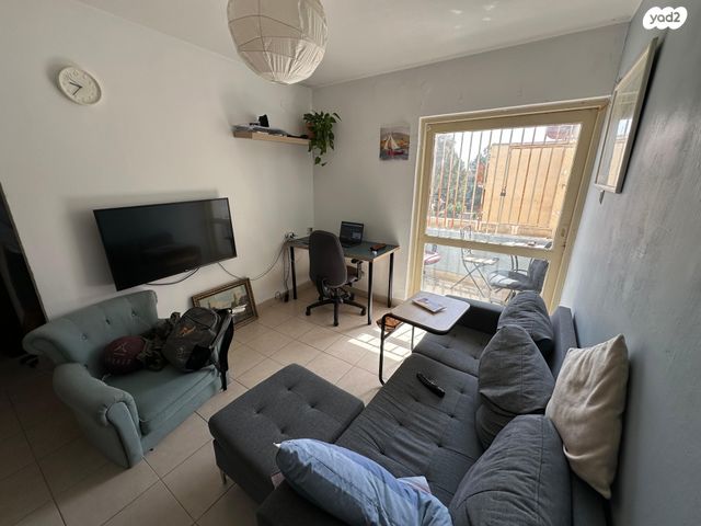 דירה, שמעון בר גיורא, שכונה ד', באר שבע