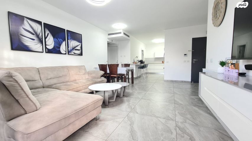 דירה, אבנר חי שאקי, גילה, ירושלים