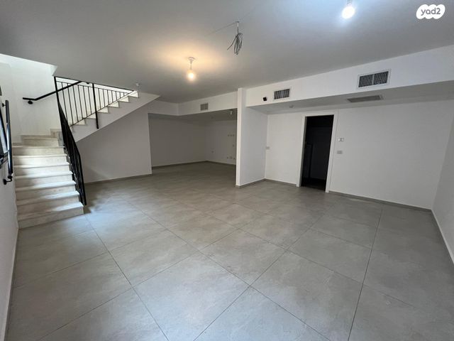 דרך משה דיין 34