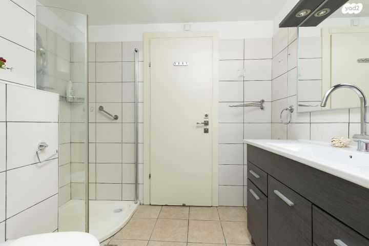 דירה, חזקיהו המלך, קטמון הישנה, ירושלים