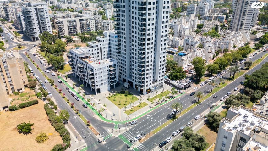 דירת גן, דרך משה דיין 34, כפיר, נווה כפיר, תל אביב יפו