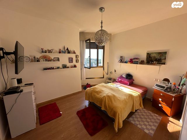 דירה, שדרות הנשיא, מרכז הכרמל, חיפה