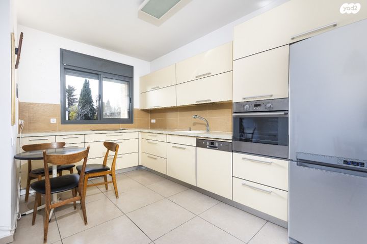 דירה, חזקיהו המלך, קטמון הישנה, ירושלים