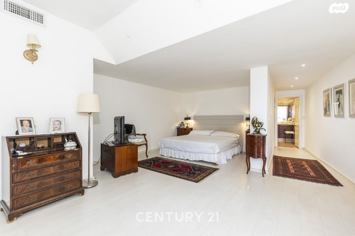 דירה, אל סלוודור, גבעת משואה, ירושלים