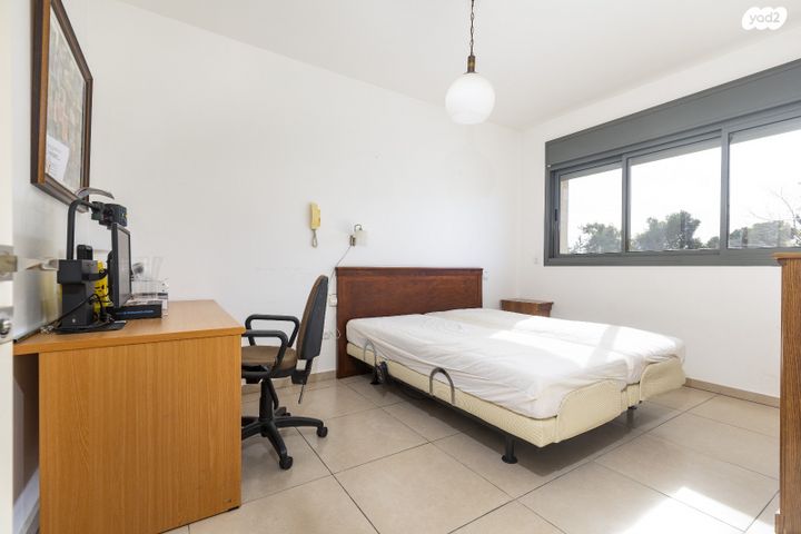 דירה, חזקיהו המלך, קטמון הישנה, ירושלים