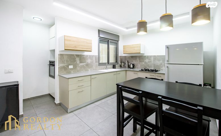 דירה, רועי קליין 1, נווה שמיר רמת בית שמש ה-1, בית שמש