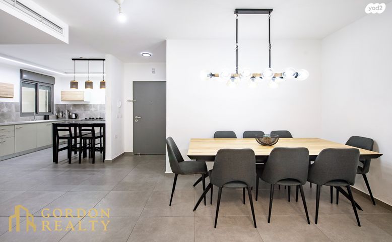 דירה, רועי קליין 1, נווה שמיר רמת בית שמש ה-1, בית שמש