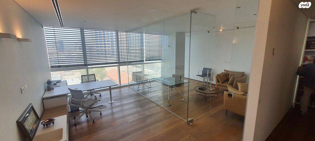 משרדים, הרצליה