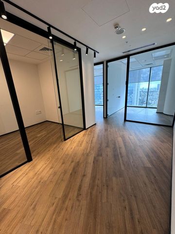 משרדים, בורסה, רמת גן