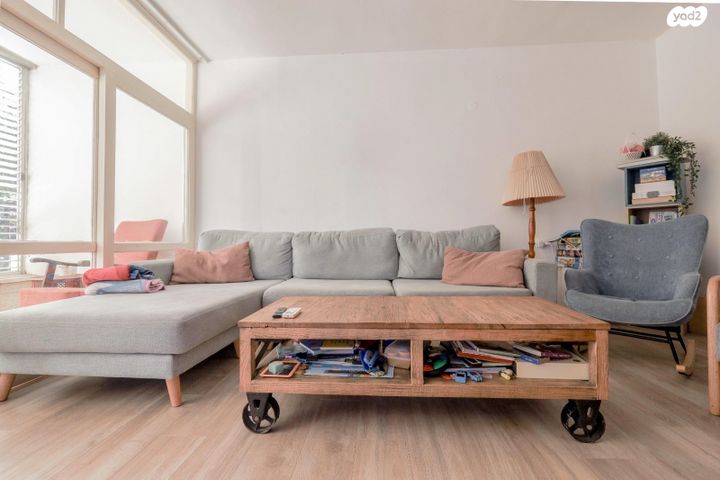 דירה, מעוז, כפר סבא