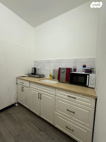 דירה, חנה סנש 17, מוצקין הותיקה, קרית מוצקין