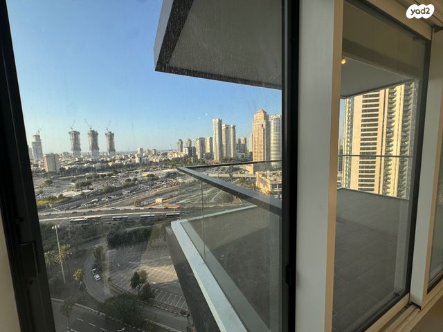 דירה, אריאל שרון, סיטי, גבעתיים