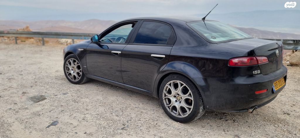 אלפא רומיאו 159