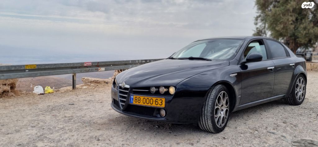 אלפא רומיאו 159