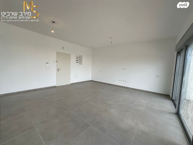 דירת גן, גבעת זמר, חיפה