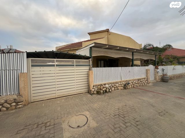 בית פרטי/ קוטג', אופקים