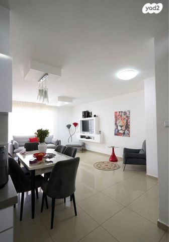 דירה, אברהם מאפו 15, נווה זאב, נאות אילן, באר שבע