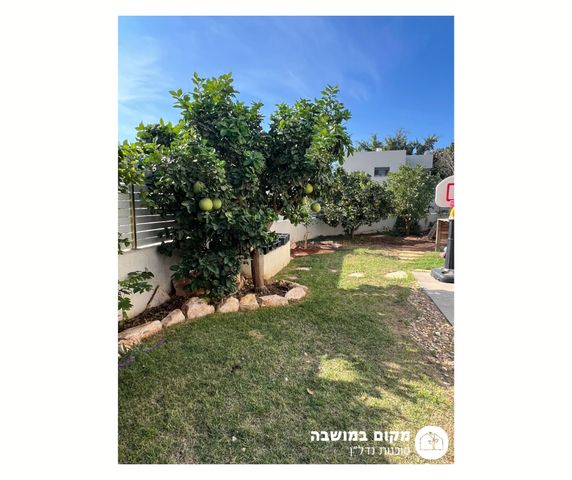 דו משפחתי, בנימינה גבעת עדה