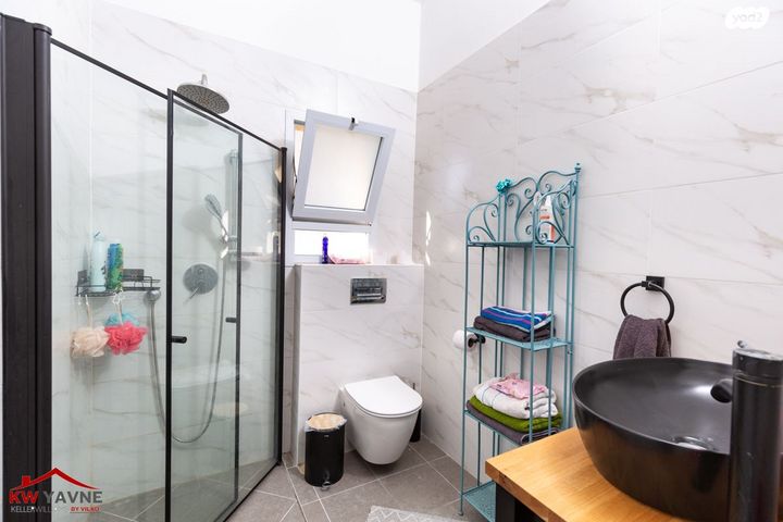 גג/ פנטהאוז, הדרור, נאות בן גוריון, יבנה